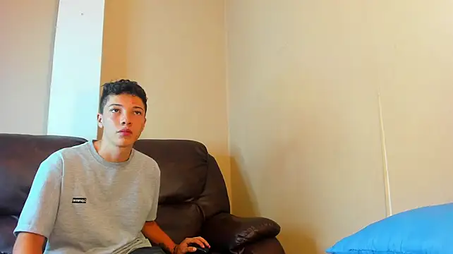 gadiel_sex (M twink) - Cum show