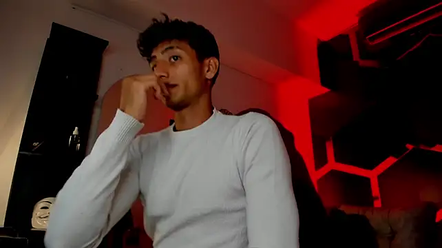 maxiimoromano_ (M young) - Sensual and erotic  dance 🥵🔥😈