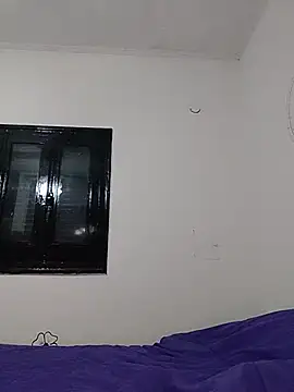Rebelchocolate live cam on StripChat