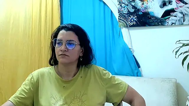 MARILYN_GARCIA live cam on StripChat