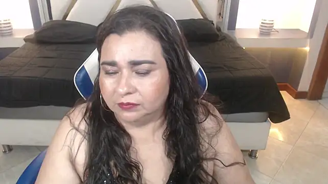 katiusca_rm live cam on StripChat
