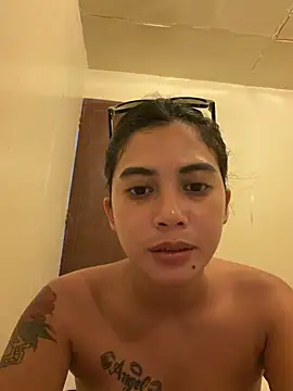 yourfcker_victoria webcam