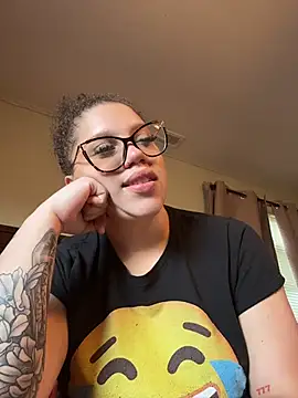 QueenNuttCollector webcam