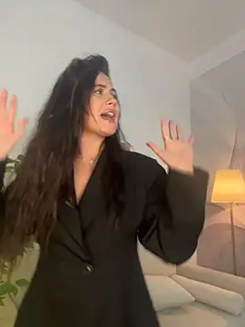 milaleoneli live cam on StripChat