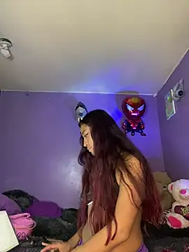 Leyla_collinss_ live cam on StripChat