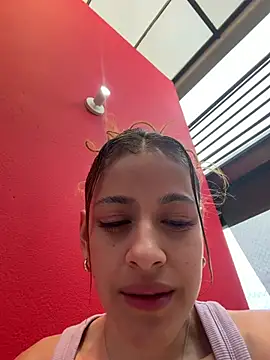 alana15 webcam