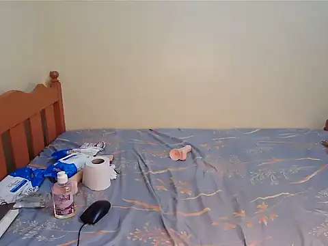 Luna_en_Gee webcam