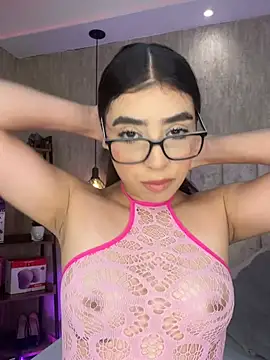 MariamNur_ webcam
