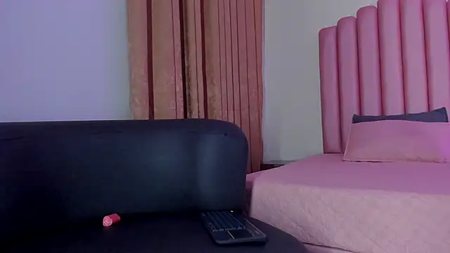 Scarlett-022 webcam