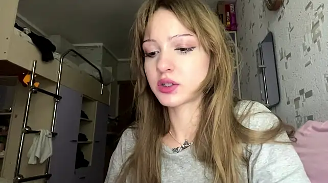 chipsis live cam on StripChat