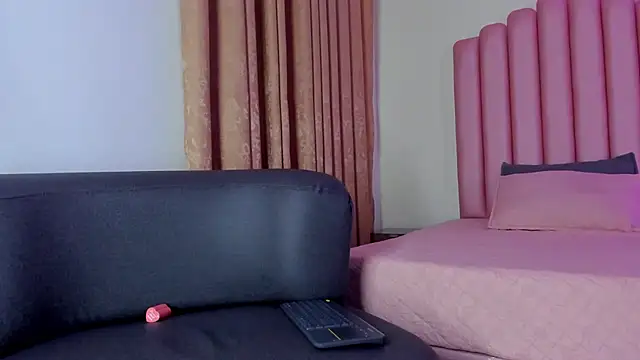 Scarlett-022 webcam