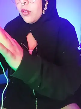 elinaax (F teen) - boobss!!!