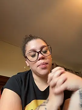 QueenNuttCollector webcam