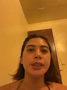 yourfcker_victoria live sex cam