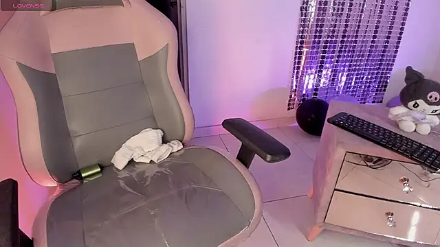 sofi_soft_ live cam on StripChat