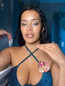 Risky_Workouts webcam