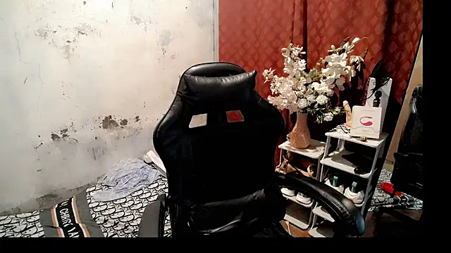 Makati_nashowxx webcam