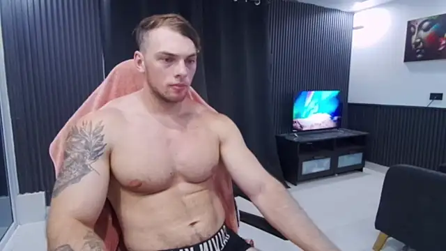 YourHotGreg live cam on StripChat