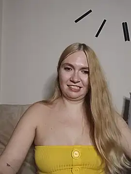 KisaVixen live cam on StripChat