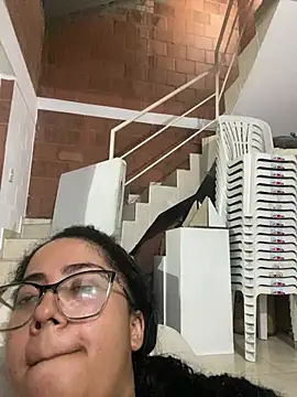Jessyivonne live cam on StripChat