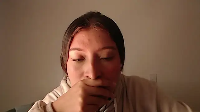 -Honeyy webcam
