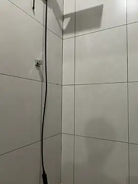 Irresistible37 webcam