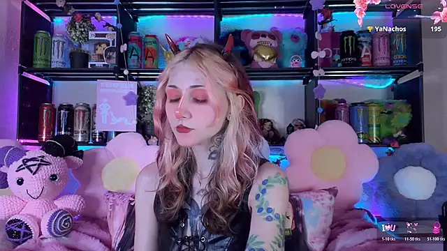 _Devill_Baby webcam