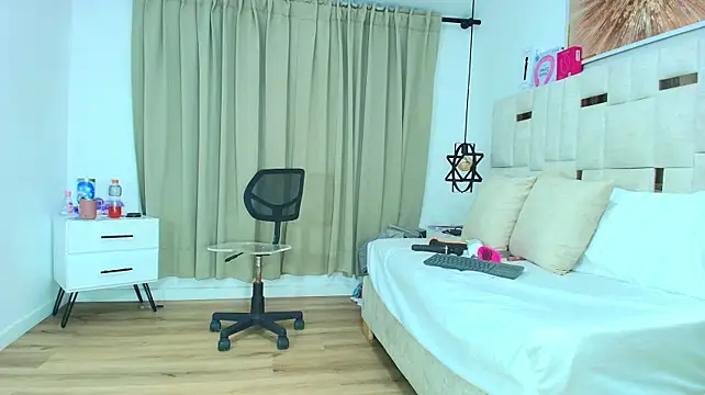 Sara_BigAss- webcam