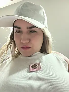 violet-grey webcam
