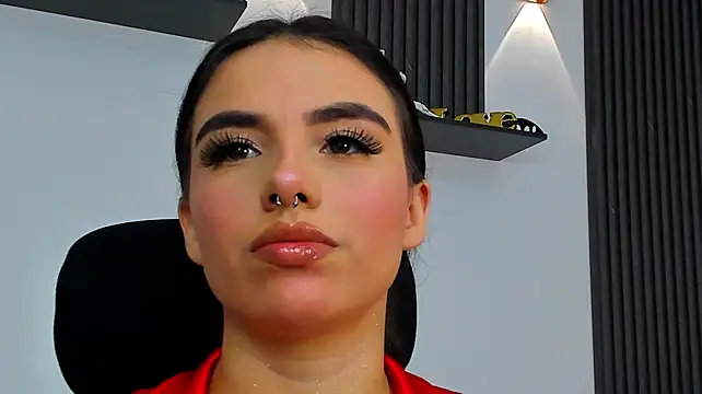 isabella_hv live cam on StripChat