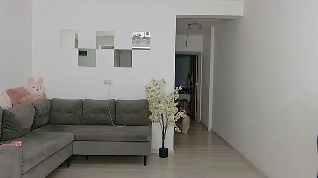 lovelybianca (F young) - pussy play