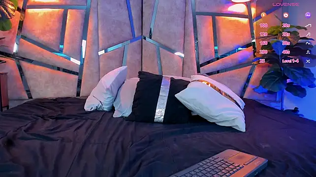 alina_stark webcam
