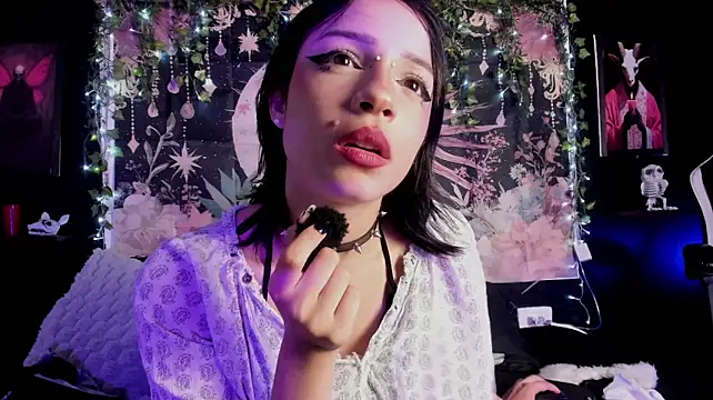 LaxiViolet webcam