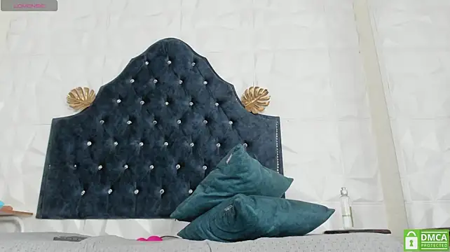 Chloe_moon1 webcam