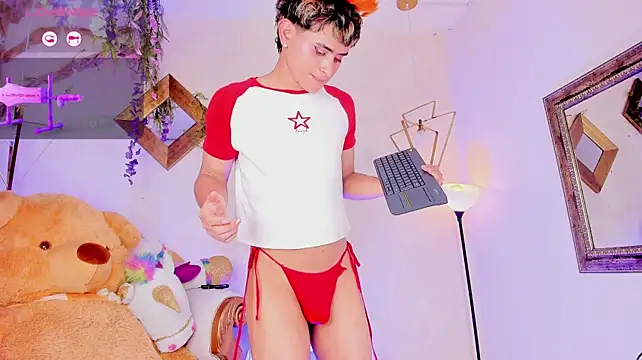 HungLatinoFemboy webcam