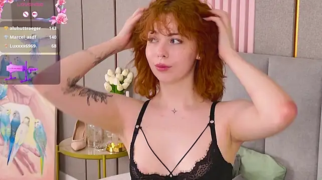 VivienWestWood live cam on StripChat