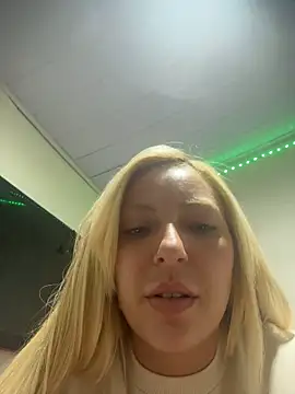 Juuhschmitt live sex cam