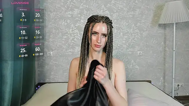 EllieRough webcam