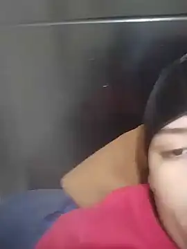 Tomboyhot77 webcam