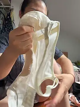Iridessa- live sex cam