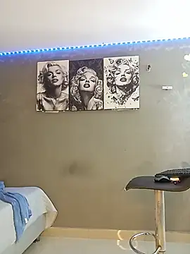 sexyzoe_69 webcam