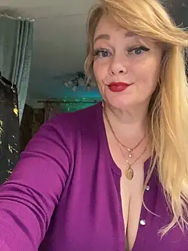 Sweet-blonde