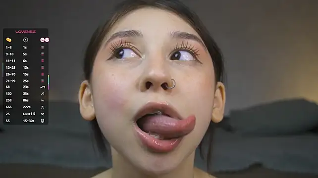Sssonya 👺 online sex chat