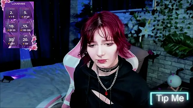 Ashley_Veil