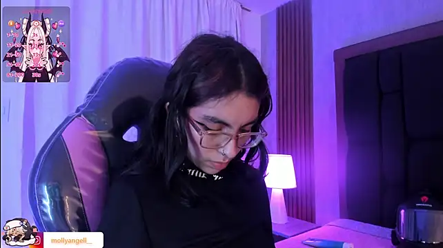 Molly_A webcam