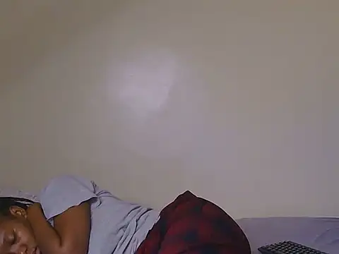 CocoKiss03 webcam