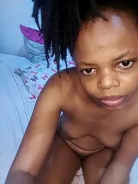 Caramel_CumDrops007 webcam