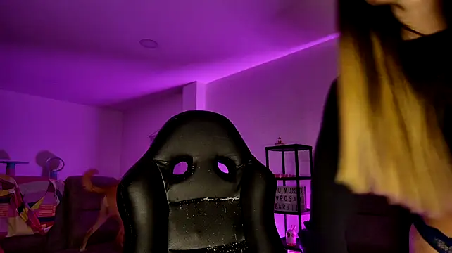 Barbie20_ live cam on StripChat