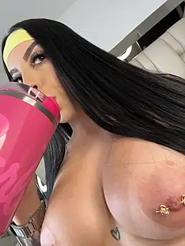 ALISSON_FOXXX1