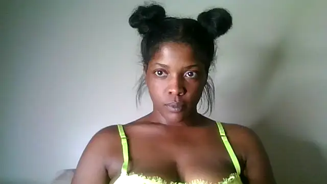 CaramelGoddessxoxo webcam